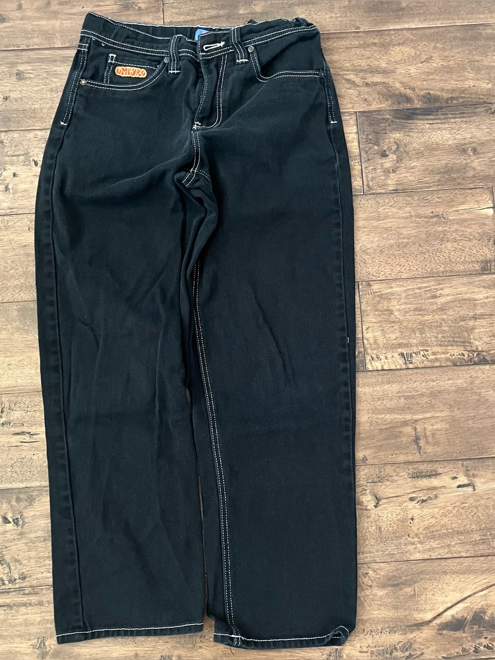 Woman’s Baggy Empyre black jeans with white stitching, Size: 27" #skater #denim